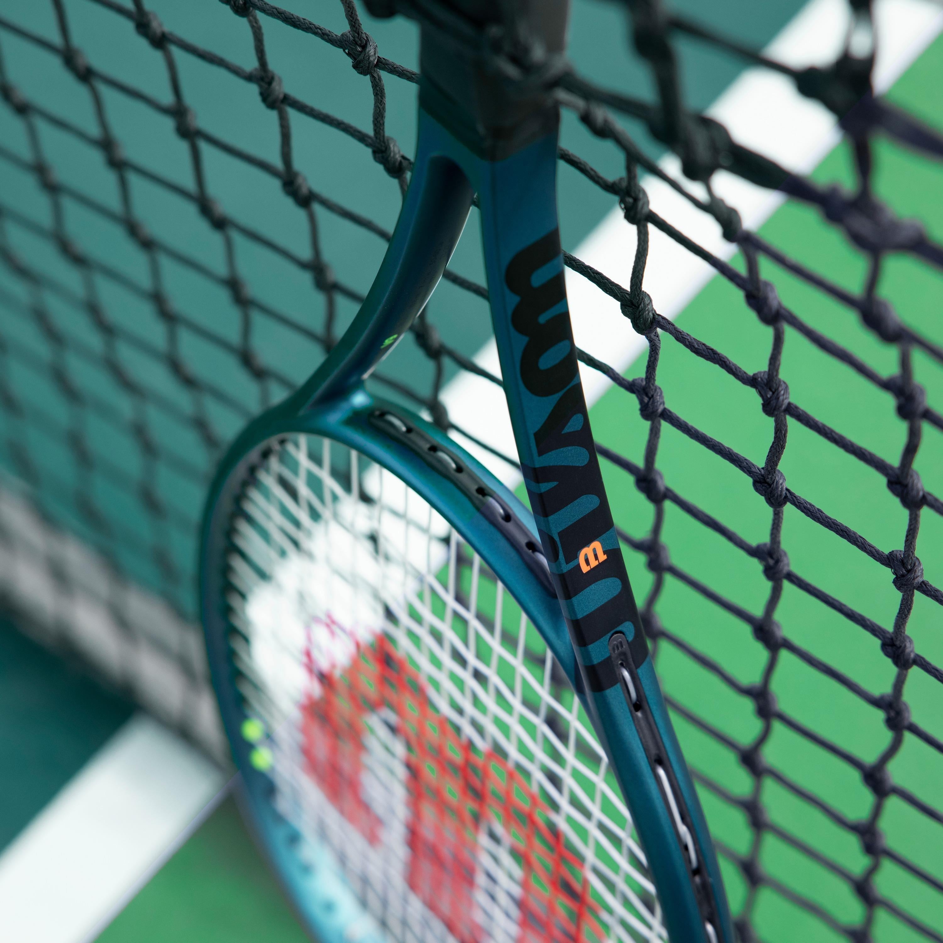 Wilson Blade 98 16x19 V9