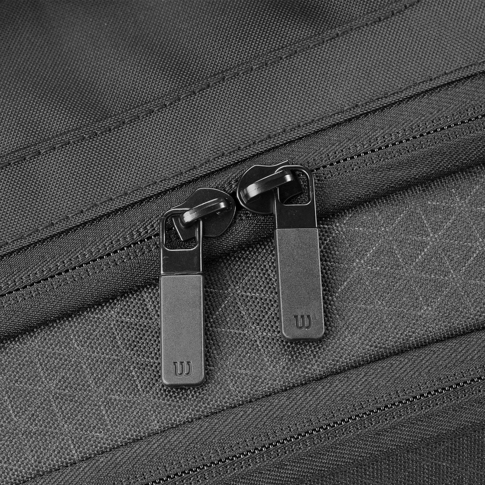 Wilson Clash V3 6PK, Black/Infrared