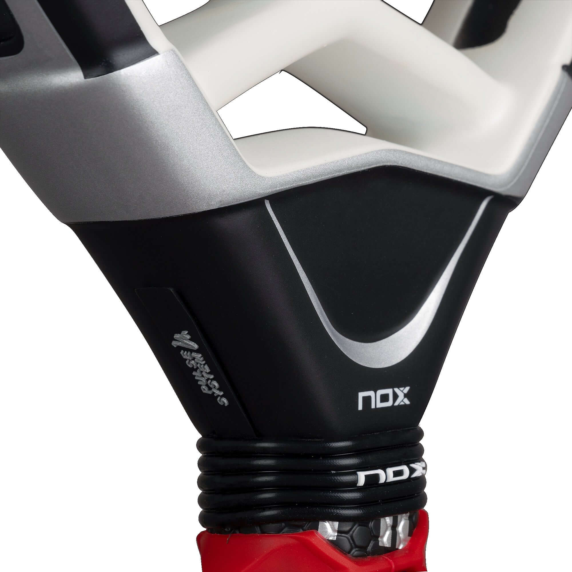 Nox AT10 Luxury Genius Attack 18K Alum By Agustín Tapia 2026