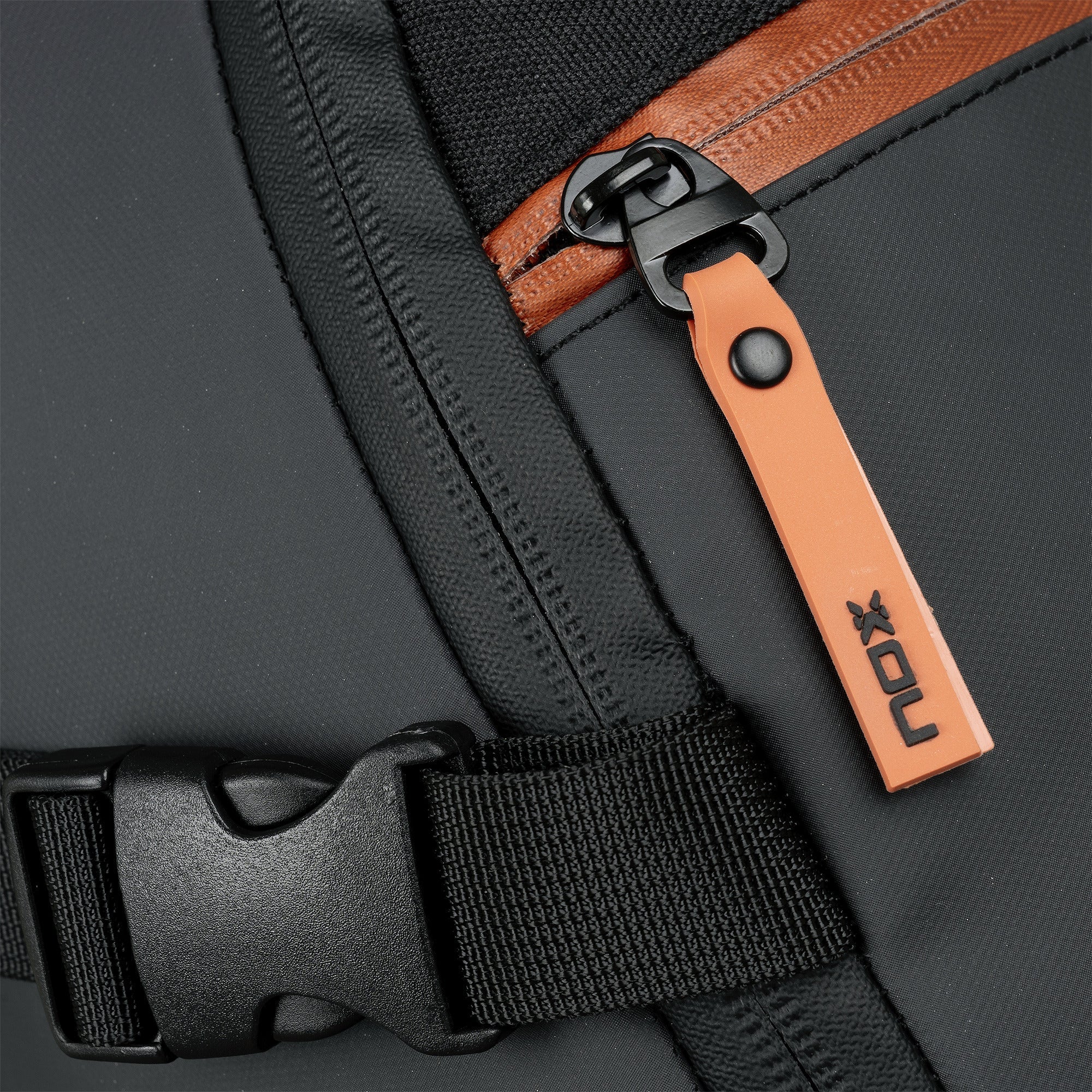 Mochila LUXURY OPEN SERIES negro/marrón - NOX2024Mochilas