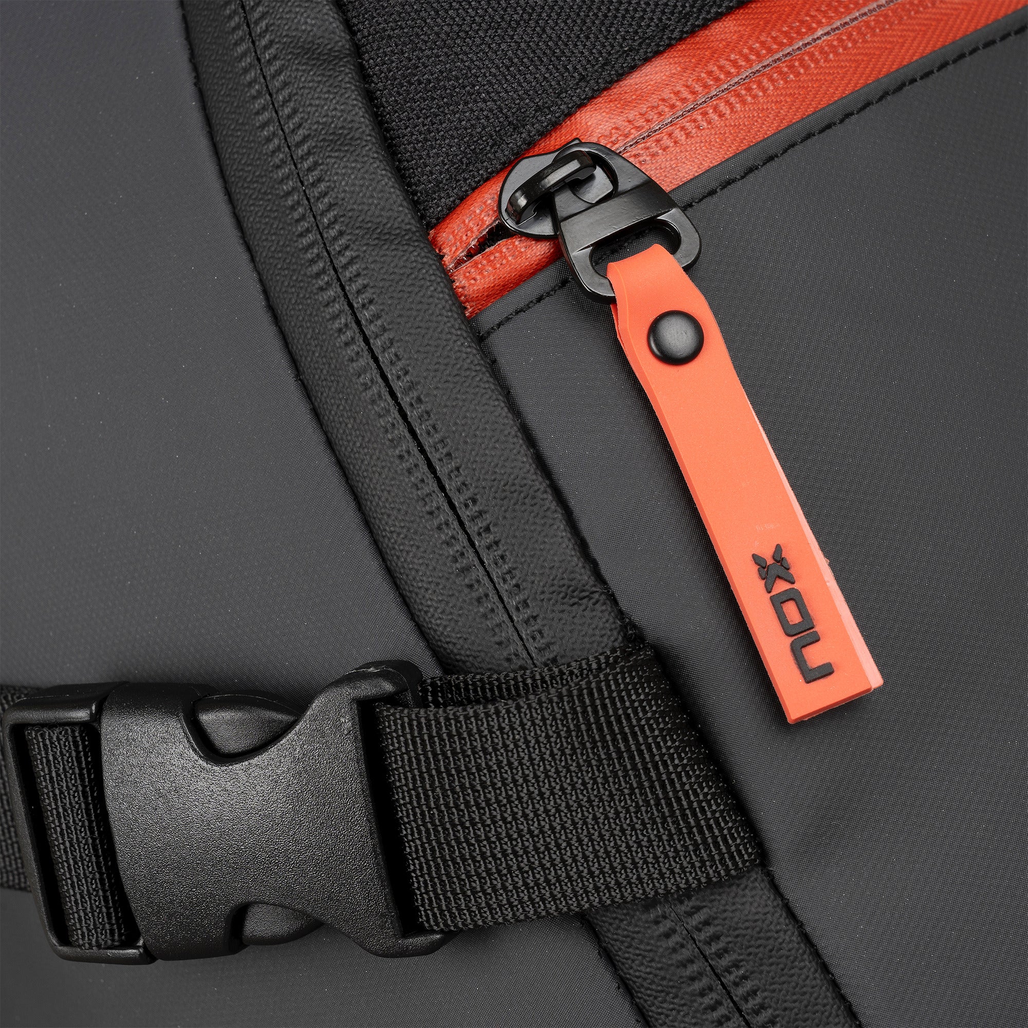 Mochila LUXURY OPEN SERIES negro/rojo - NOX2024Mochilas